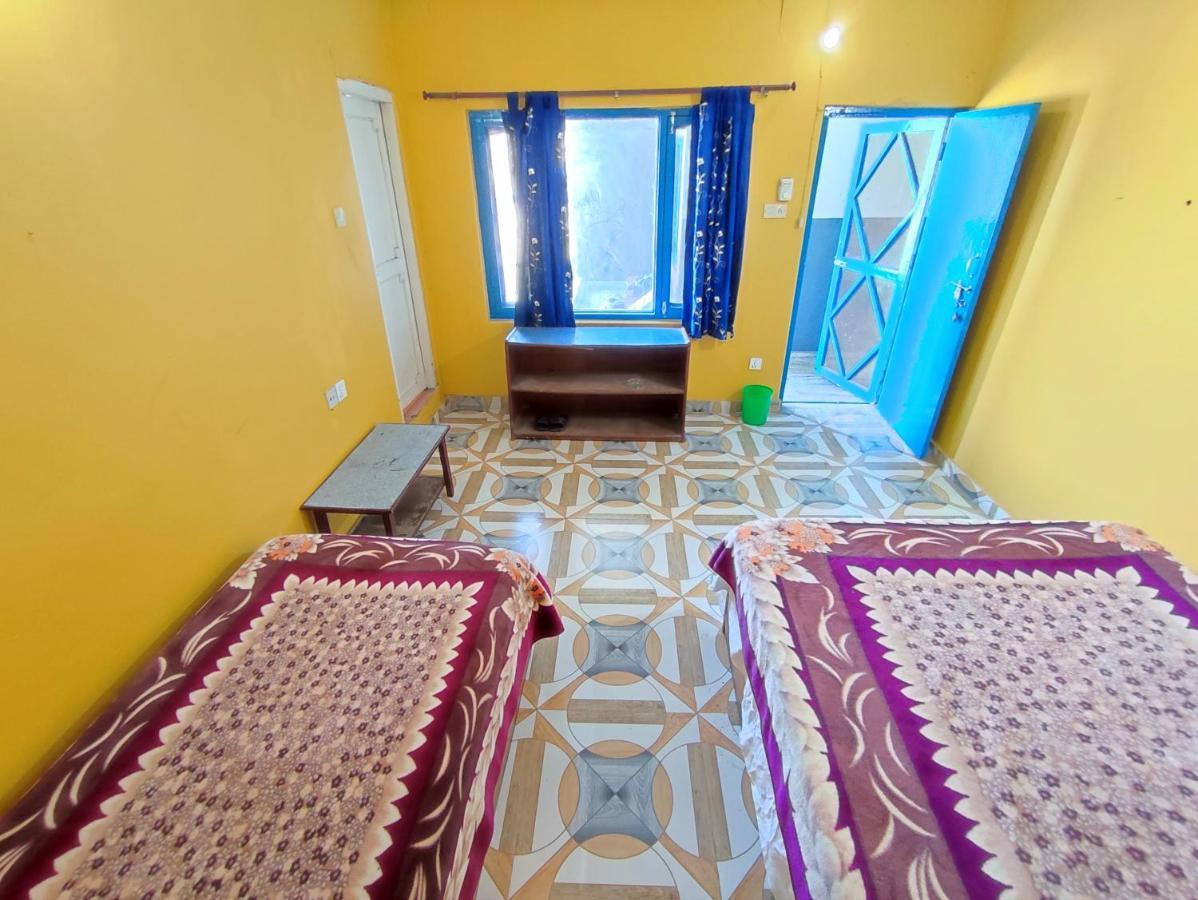 Tranquil Water Guest House Pokhara Esterno foto