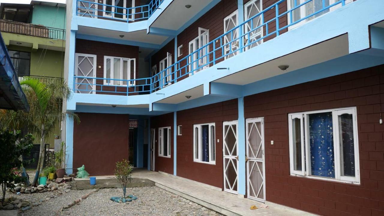 Tranquil Water Guest House Pokhara Esterno foto