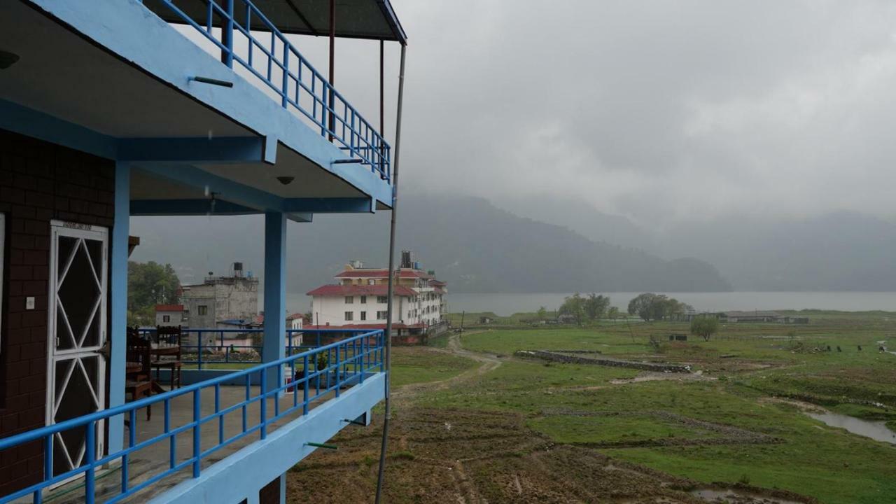Tranquil Water Guest House Pokhara Esterno foto